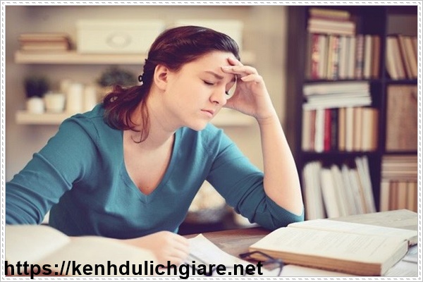 Người đi làm học tiếng Hàn thường gặp khó khăn