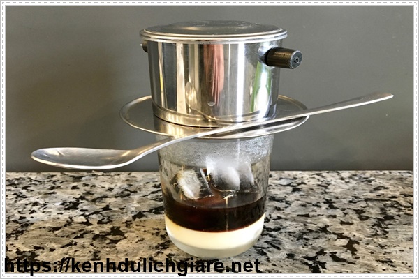 Dinh dưỡng thể h&igrave;nh từ c&agrave; ph&ecirc; &iacute;t đường hoặc sữa