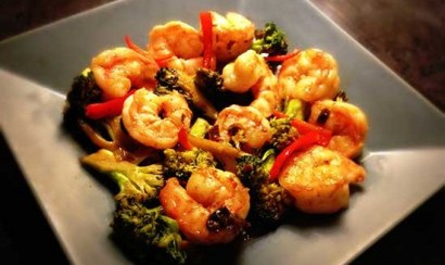 Tác dụng không ngờ của tôm trong dinh dưỡng thể hình